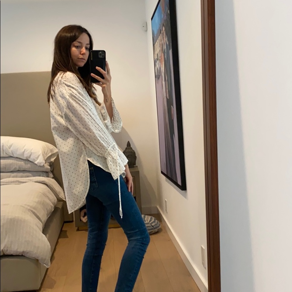 H&M shirt. - Picture 6 of 10
